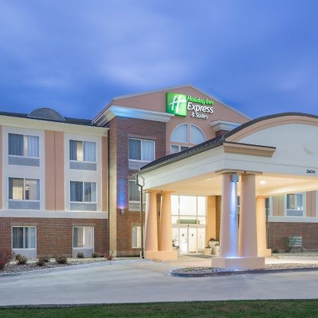 Holiday Inn Express Hotel & Suites Ames By Ihg מראה חיצוני תמונה