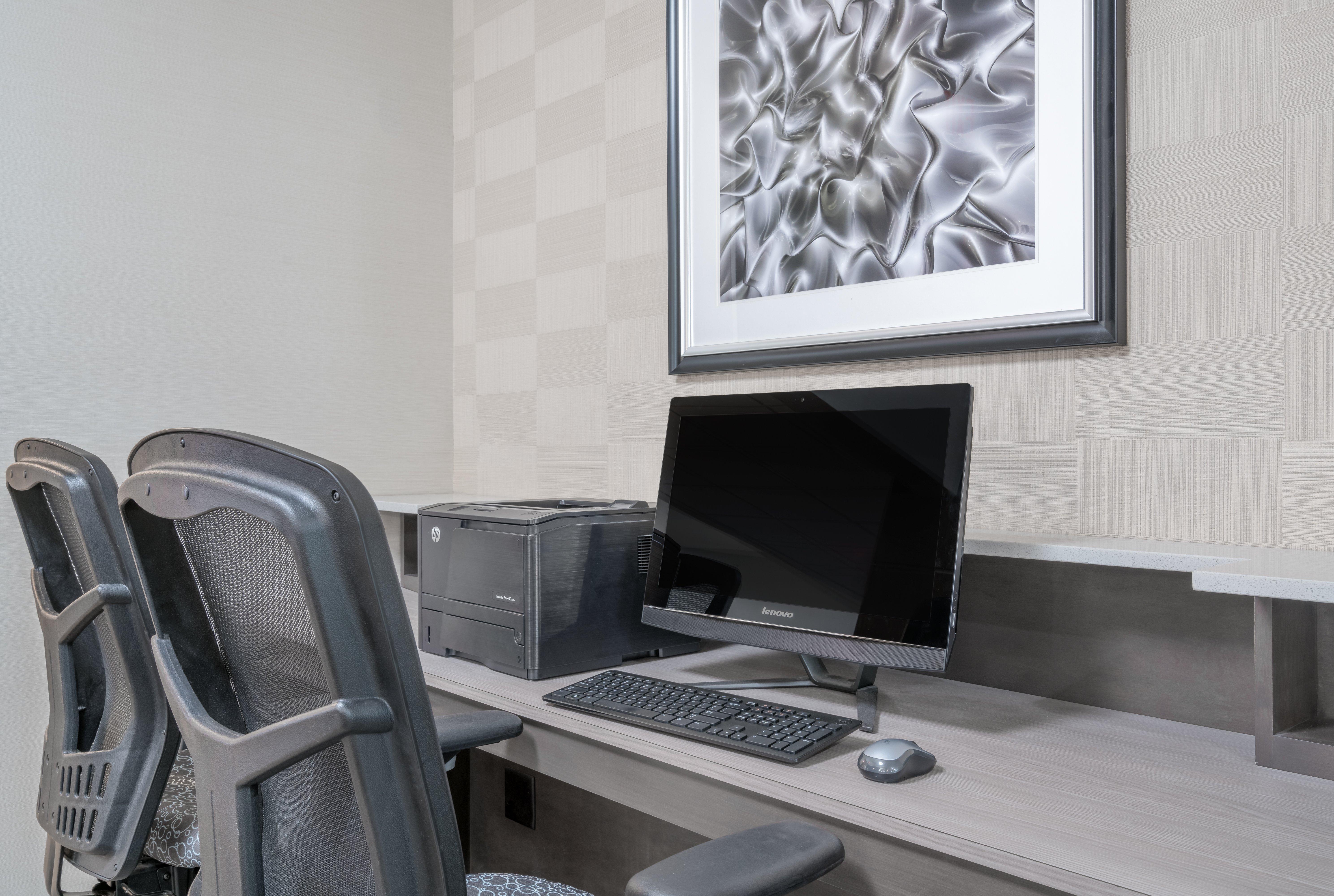 Holiday Inn Express Hotel & Suites Ames By Ihg מראה חיצוני תמונה