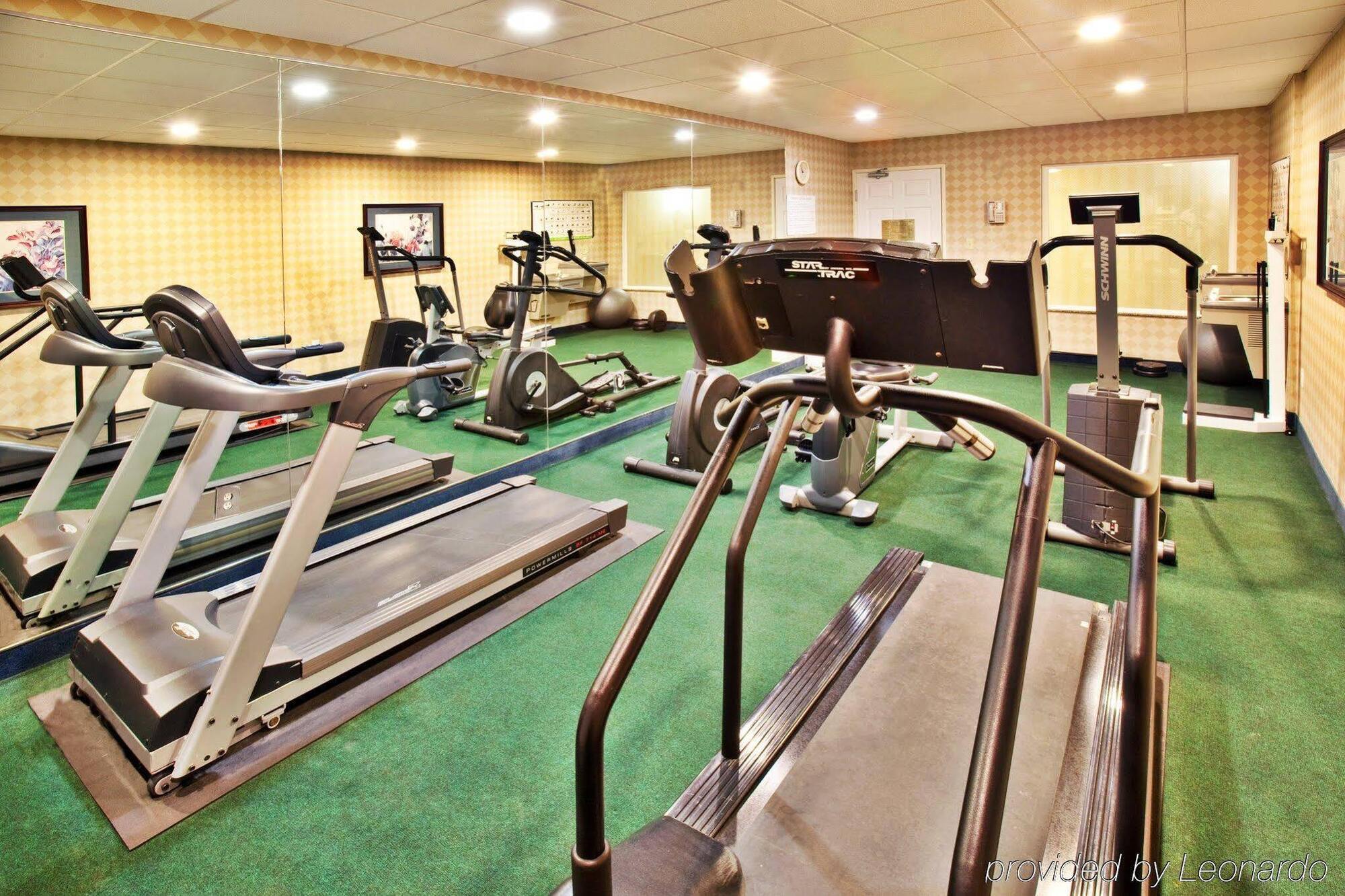 Holiday Inn Express Hotel & Suites Ames By Ihg מראה חיצוני תמונה